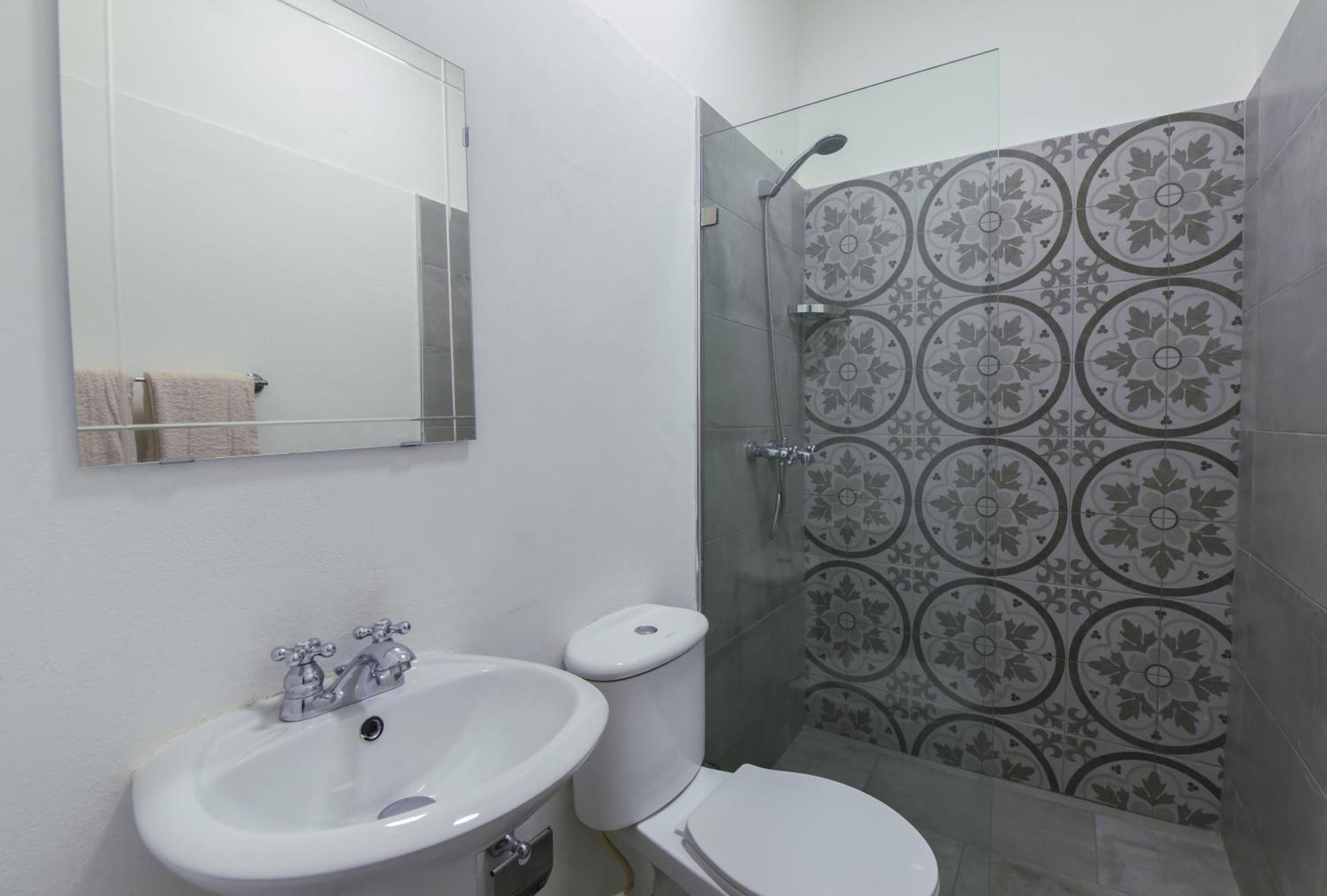 Ph 19 Guesthouse Hotel In Gazcue Santo Domingo Room photo